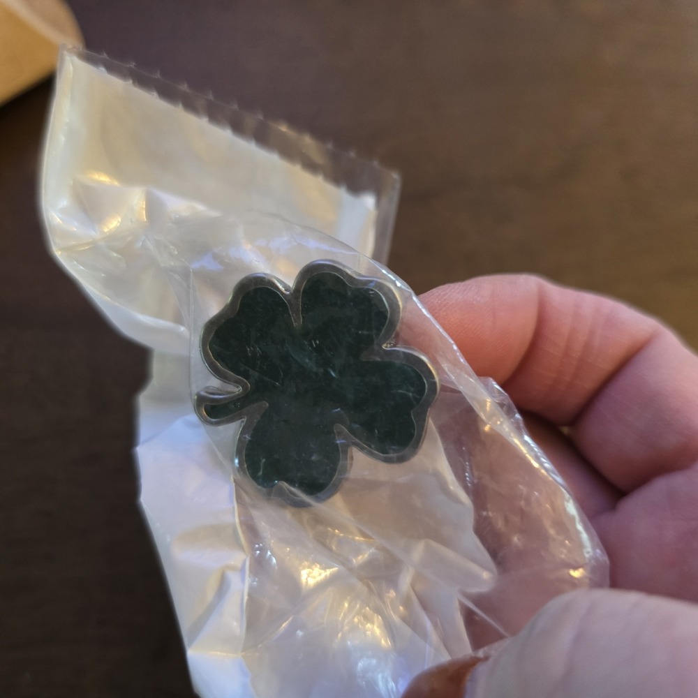 Longaberger Shamrock Knob #23282 St.‎ Patrick's Day NEW